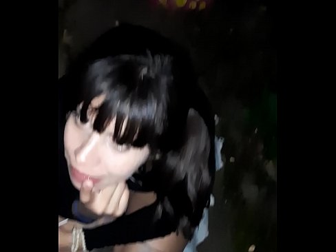❤️ 在街上腫脹的陰莖以換取糖果 ❤️❌ 蕩婦 在我們